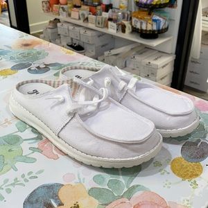 Brand new Gypsy Jazz white slip ons